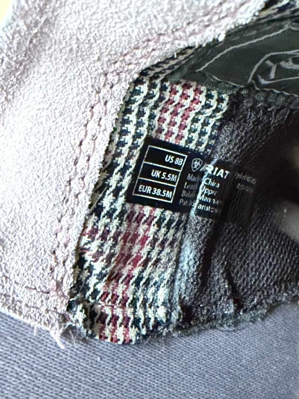 ARIAT WEXFORD LUG CHELSEA BOOTS - Picture 6 of 6